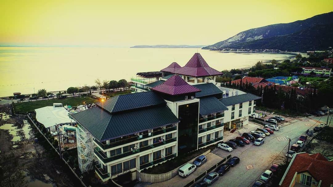 Ceti̇N Presti̇Ge Resort Ocaklar Bagian luar foto